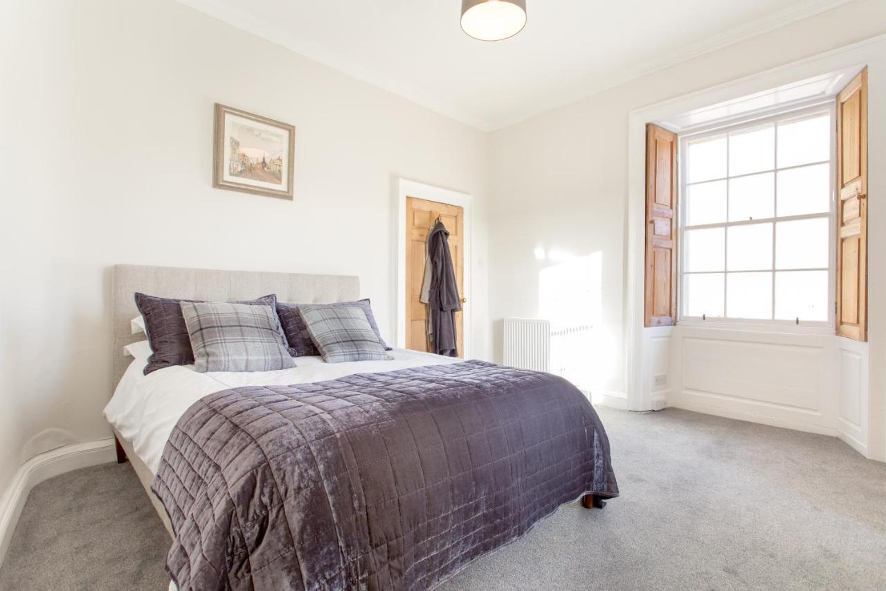 Royal Mile - Old Town Apartment Единбург Екстериор снимка